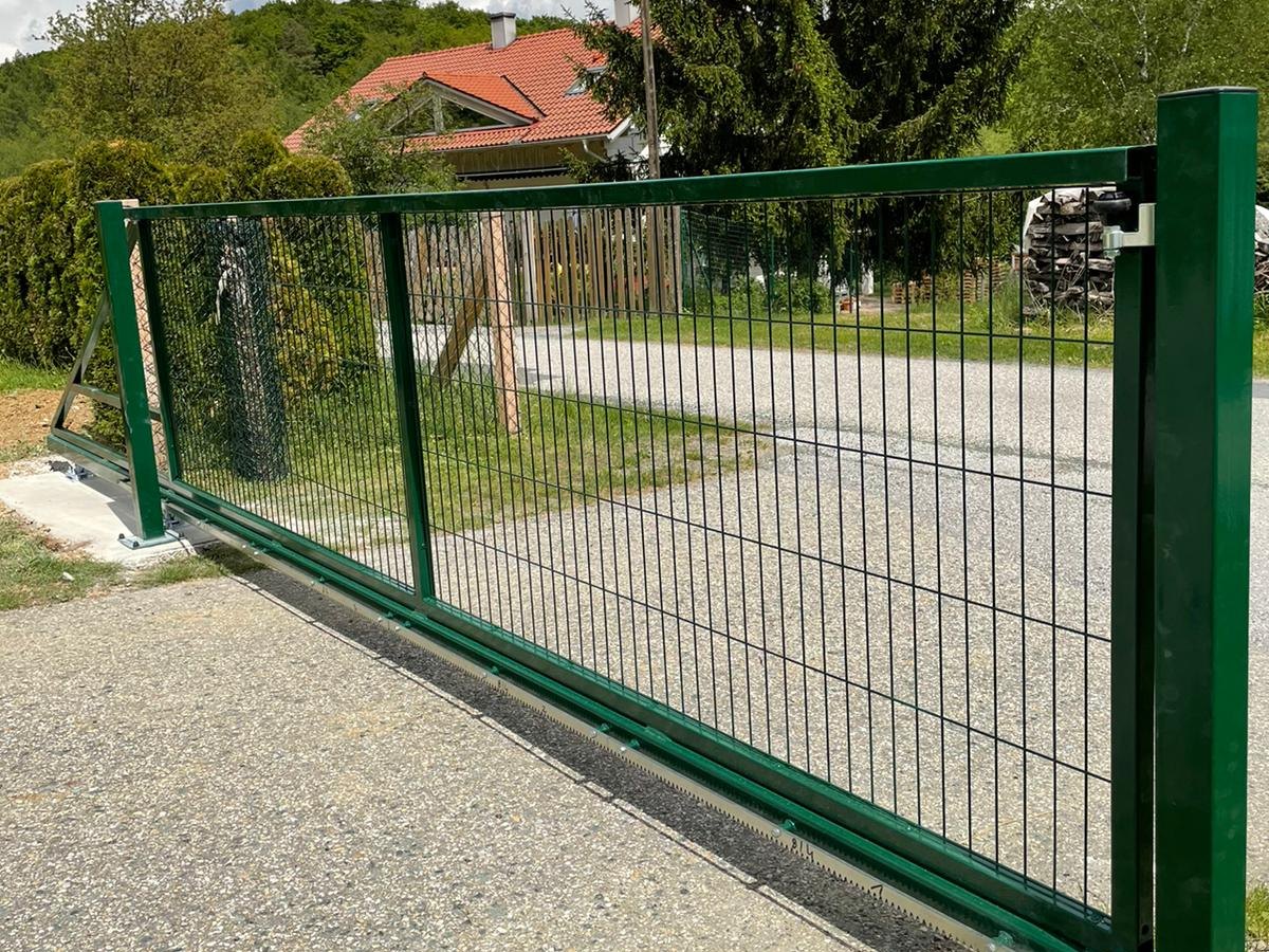 Doppelstabmatten Schiebetor – Produktansicht